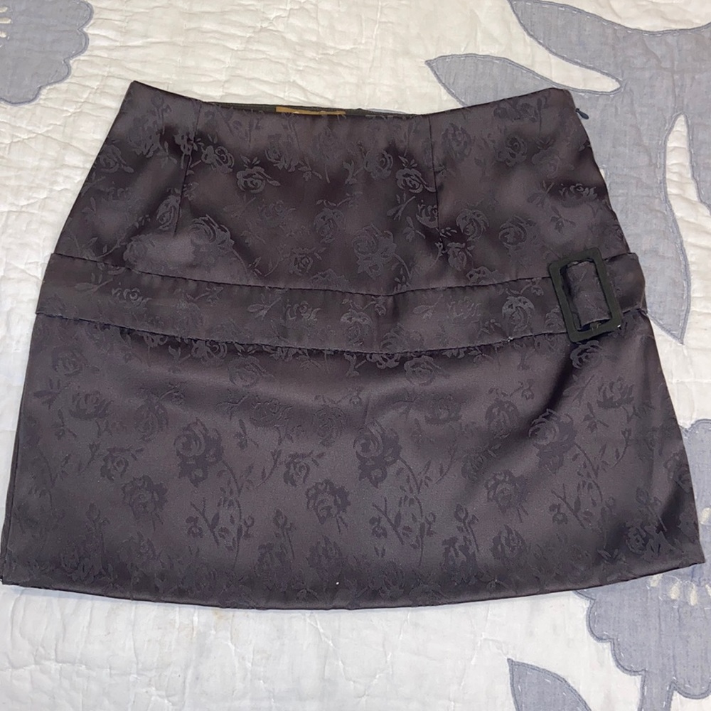 Satin mini skirt with belt